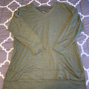Green tunic sweatshirt